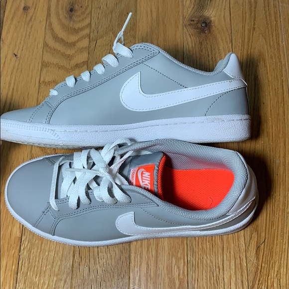 Nike Court Majestic - Picture 3 of 5